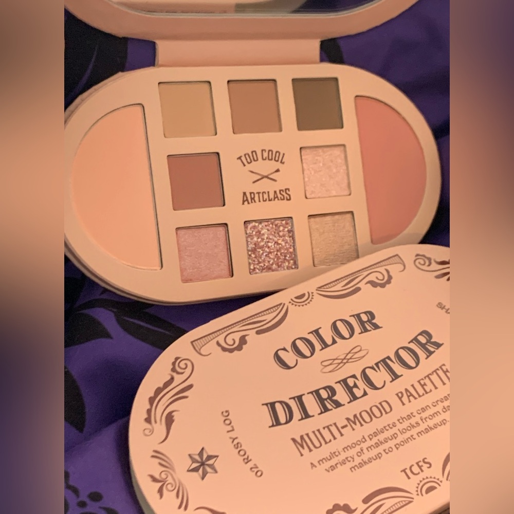Artclass Color Director Palette with Pink, Gold, and Cream Shades